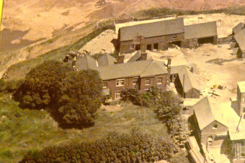 Bradwell Hall aerial 1970-1970
